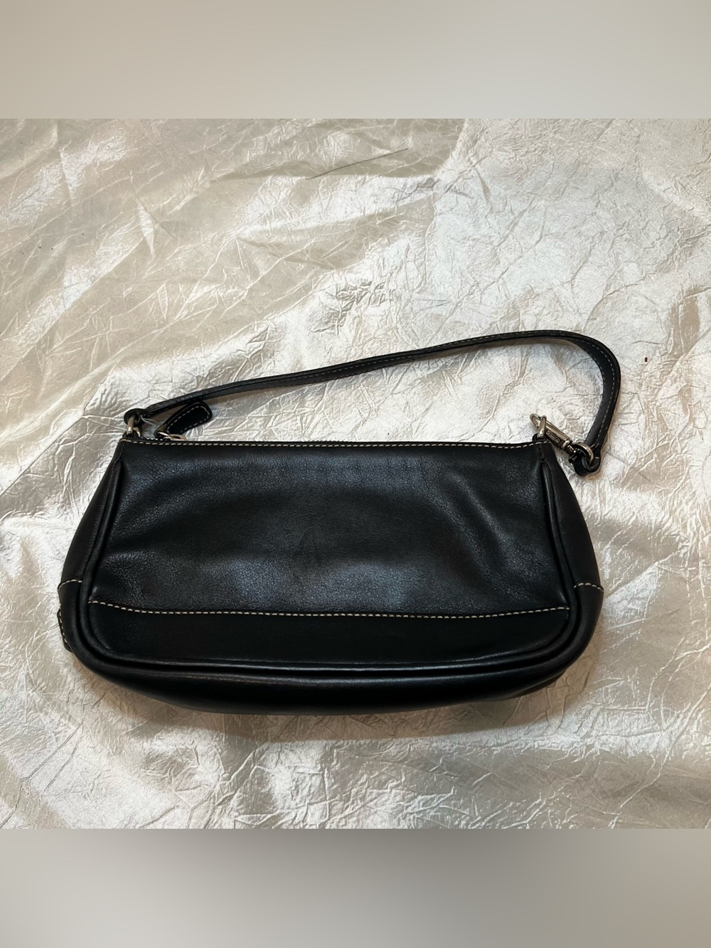 Coach Hamptons Leather Demi Pouch (Style 7785)